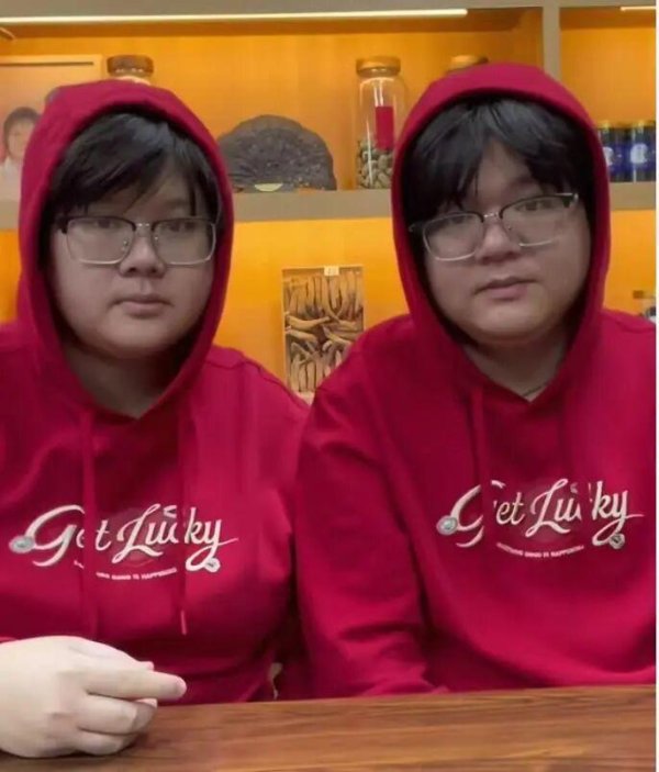 兴泊证券 “史上最相似夫妻”被网友建议查下DNA，当事人：刚认识时不像，后来越长越像