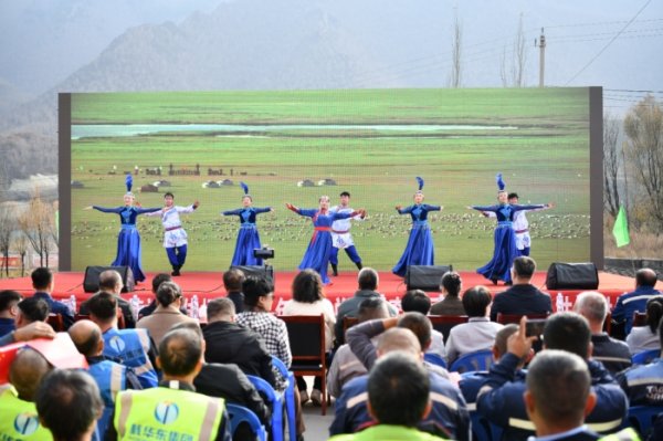 51策略 内蒙古包头市总工会：文艺下基层&#32;温暖入人心